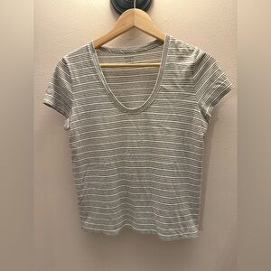 Madewell Black and White Striped‎ Short Sleeve Tee